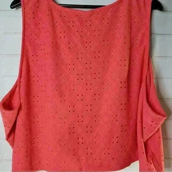 NWT Torrid Eyelet Crop Top and Skirt Two Piece Set - Picture 5 of 7